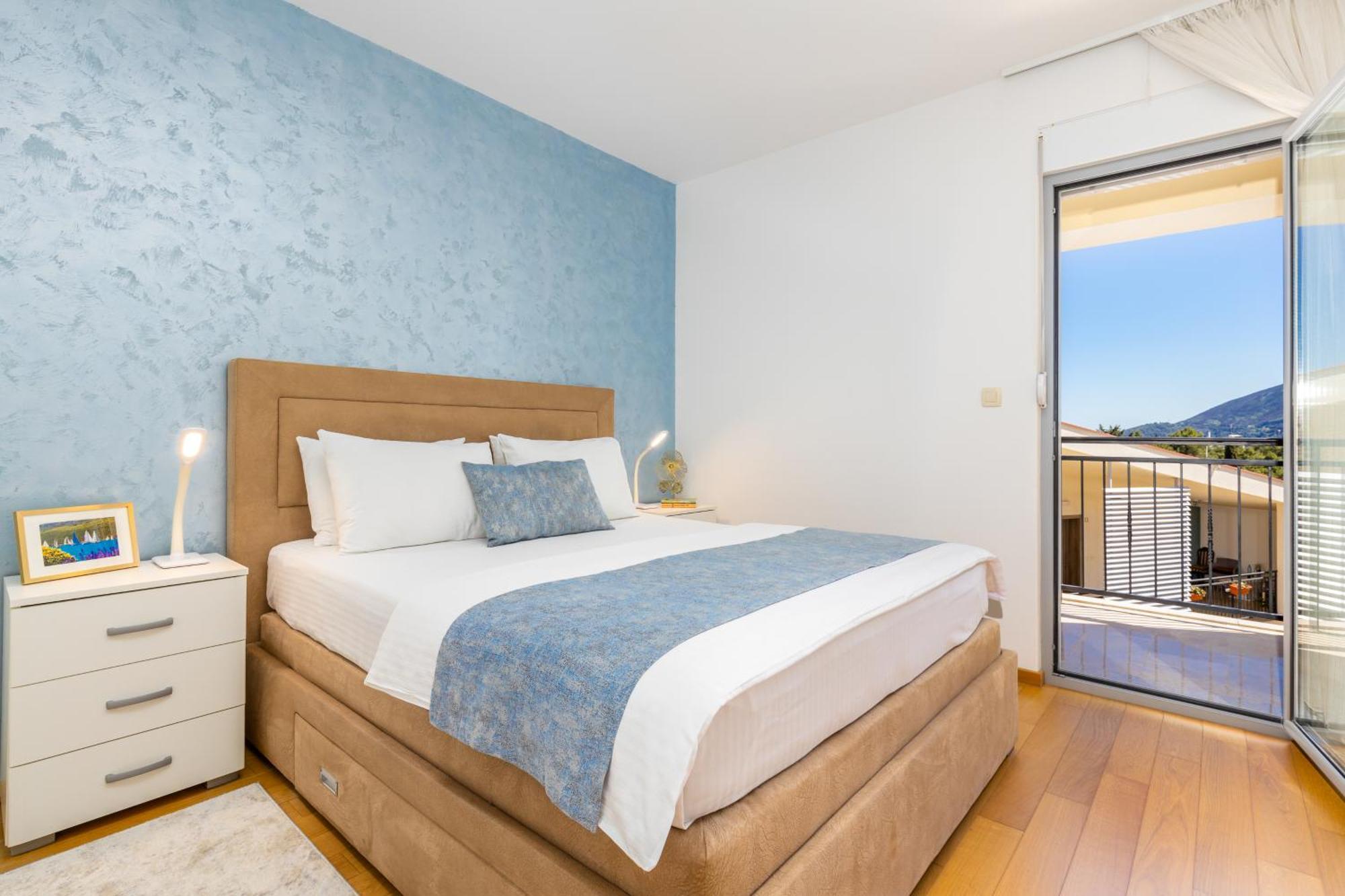 Apart Hotel M S Katunjanin 헤르섹 외부 사진