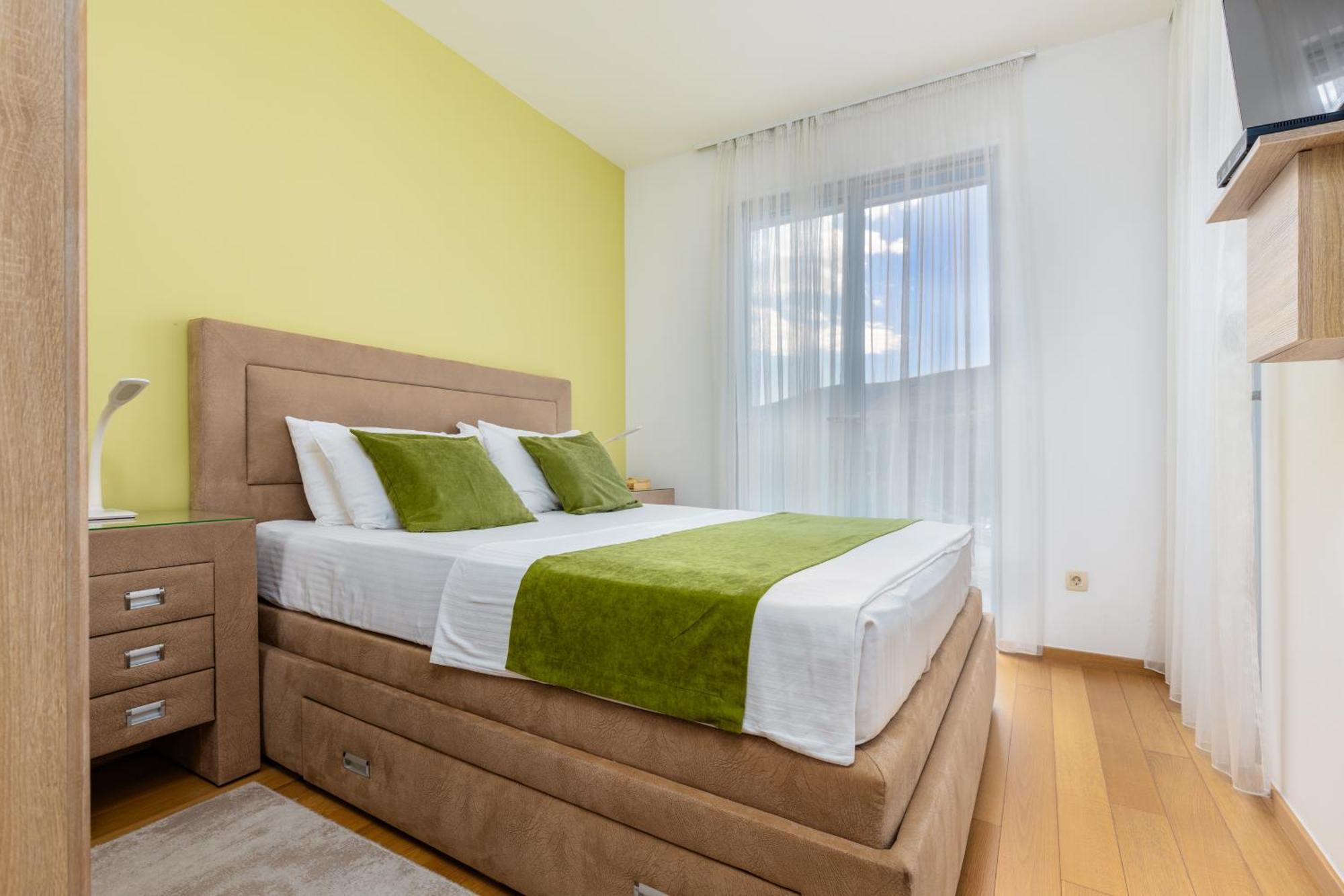 Apart Hotel M S Katunjanin 헤르섹 외부 사진