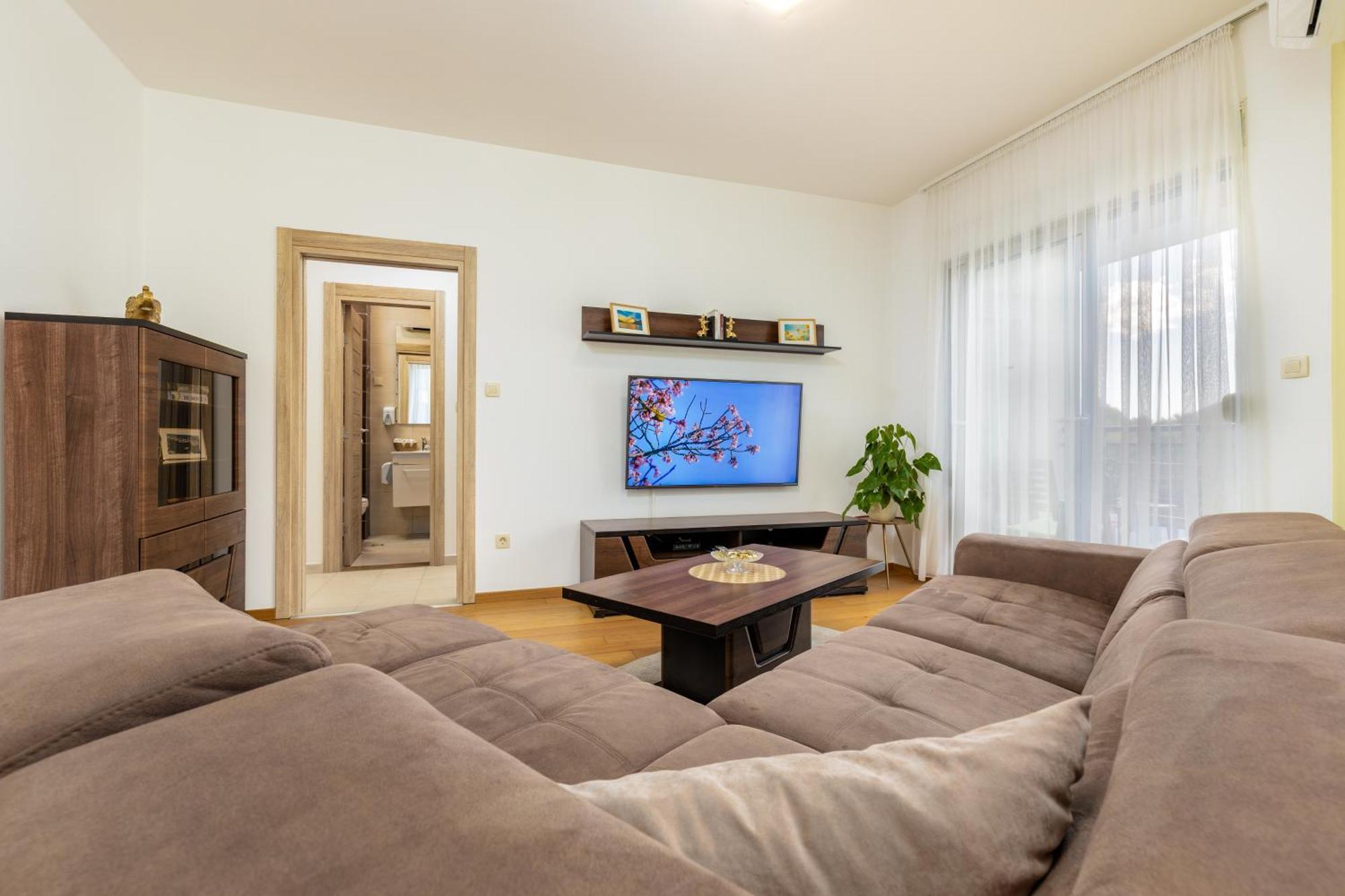 Apart Hotel M S Katunjanin 헤르섹 외부 사진
