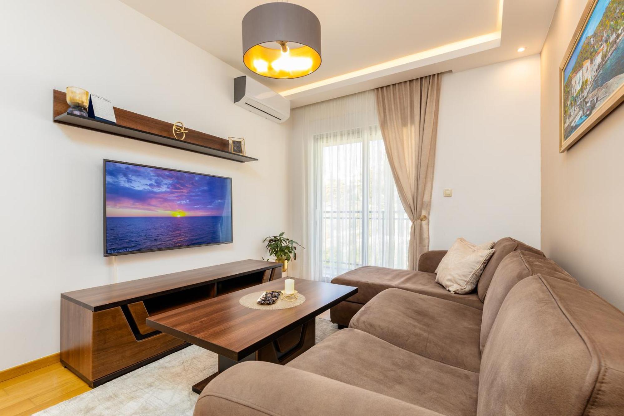 Apart Hotel M S Katunjanin 헤르섹 외부 사진