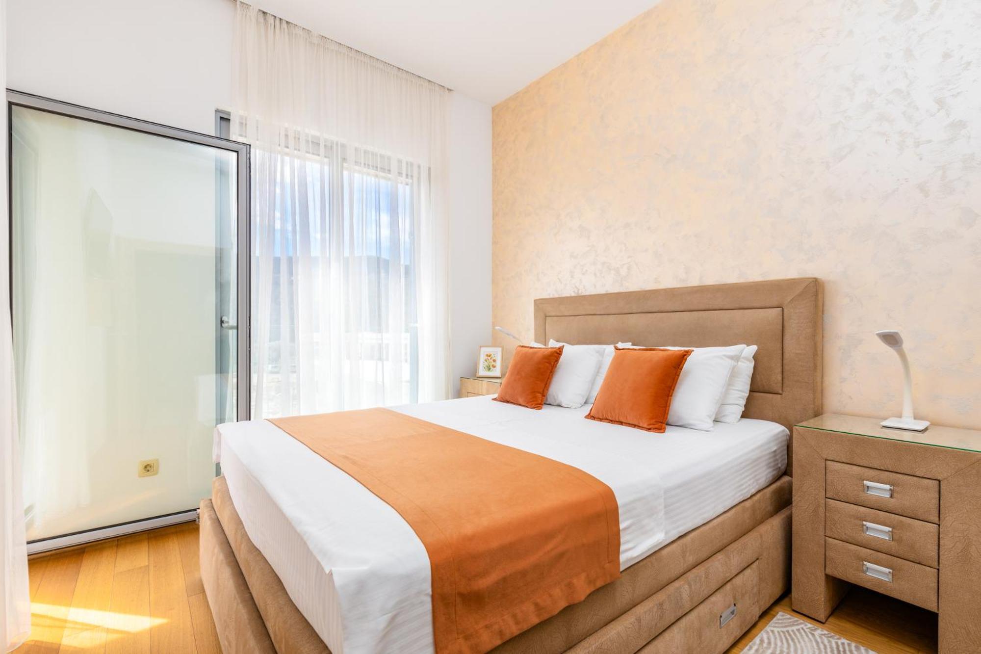 Apart Hotel M S Katunjanin 헤르섹 외부 사진