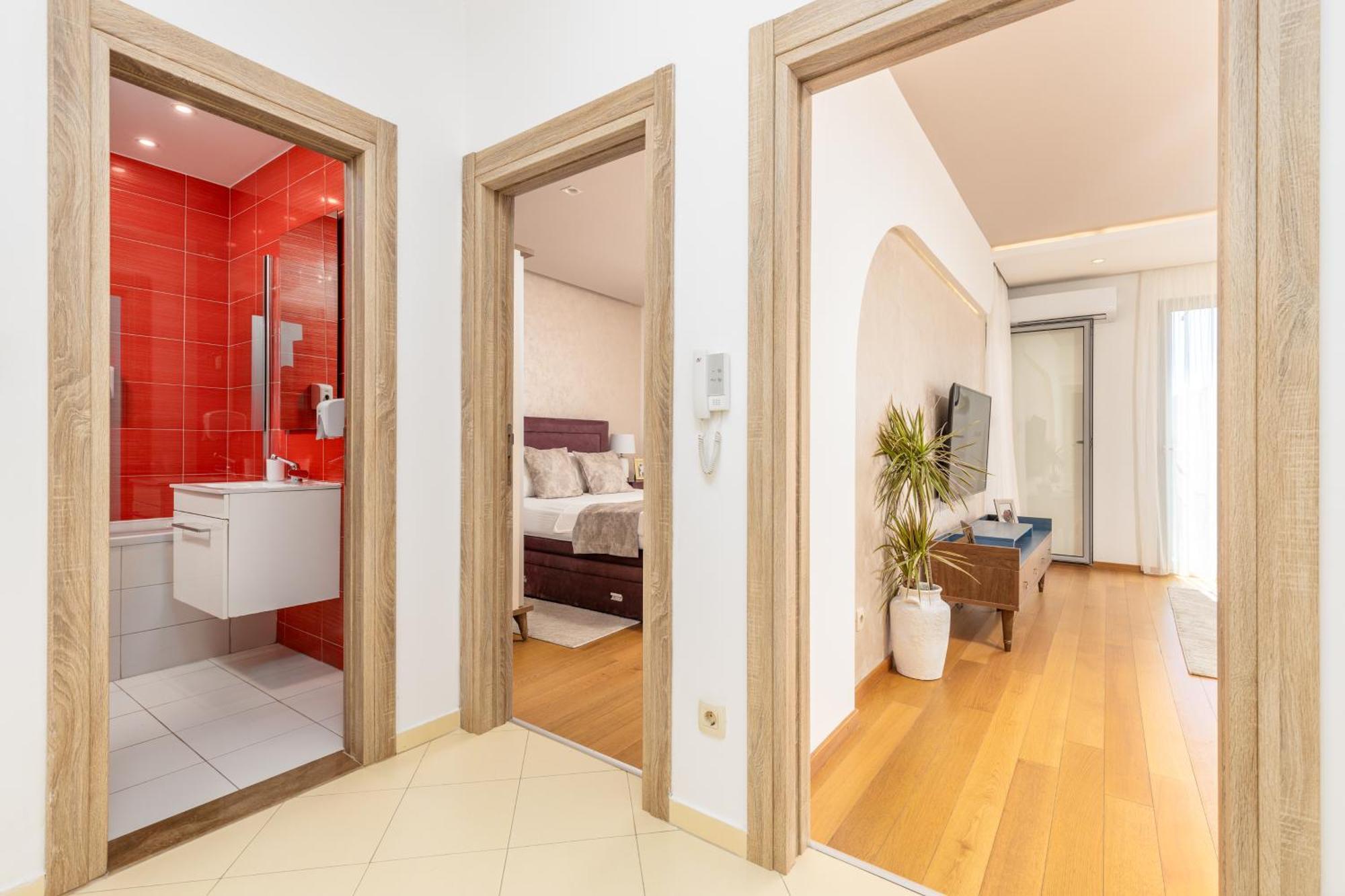 Apart Hotel M S Katunjanin 헤르섹 외부 사진