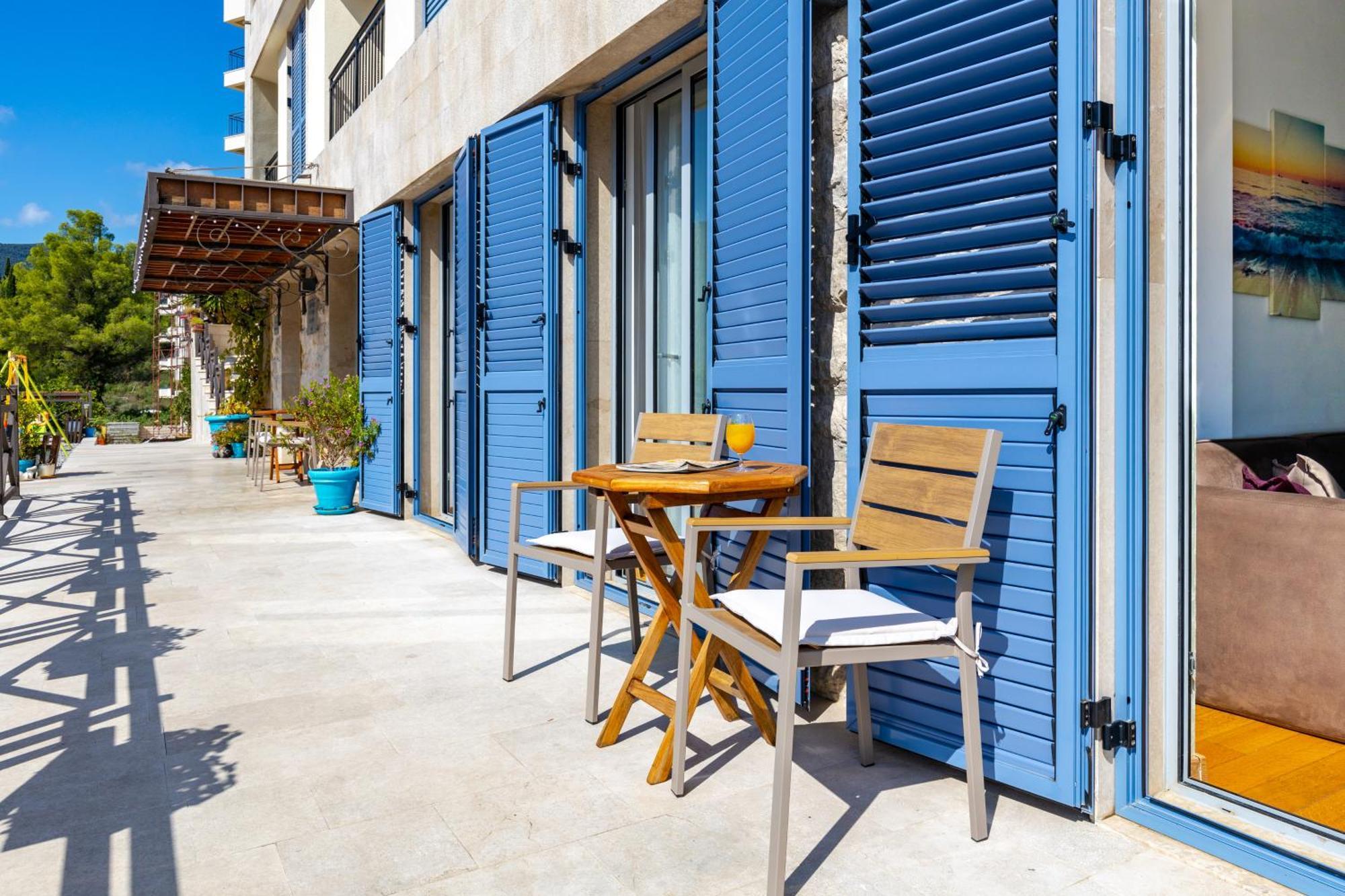 Apart Hotel M S Katunjanin 헤르섹 외부 사진