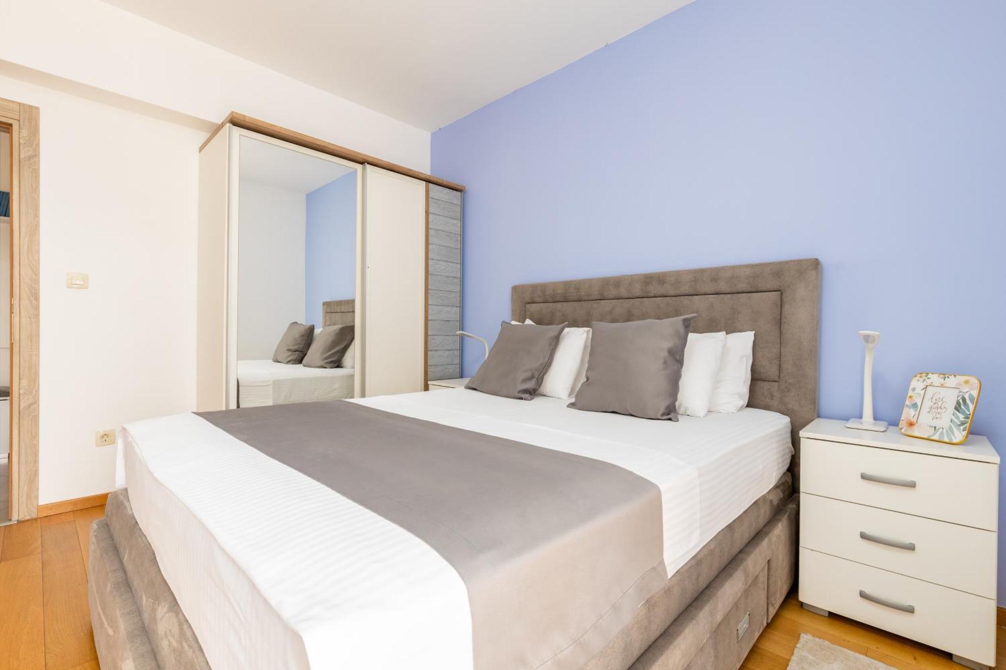 Apart Hotel M S Katunjanin 헤르섹 외부 사진